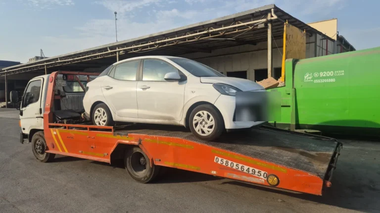 سطحة هيدروليك لنقل السيارات في جدة